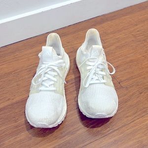 Adidas Boost -Slightly used
